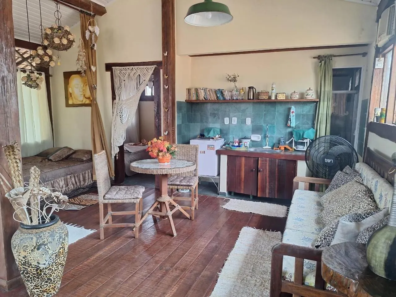 Big Loft Mobiliado Temporada, Familiar, 120M Praia Taperapuan Porto Seguro Holiday home